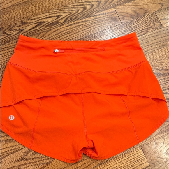 Lululemon Speed Up Highrise Orange Athletic Shorts 2.5 inch - Picture 4 of 6